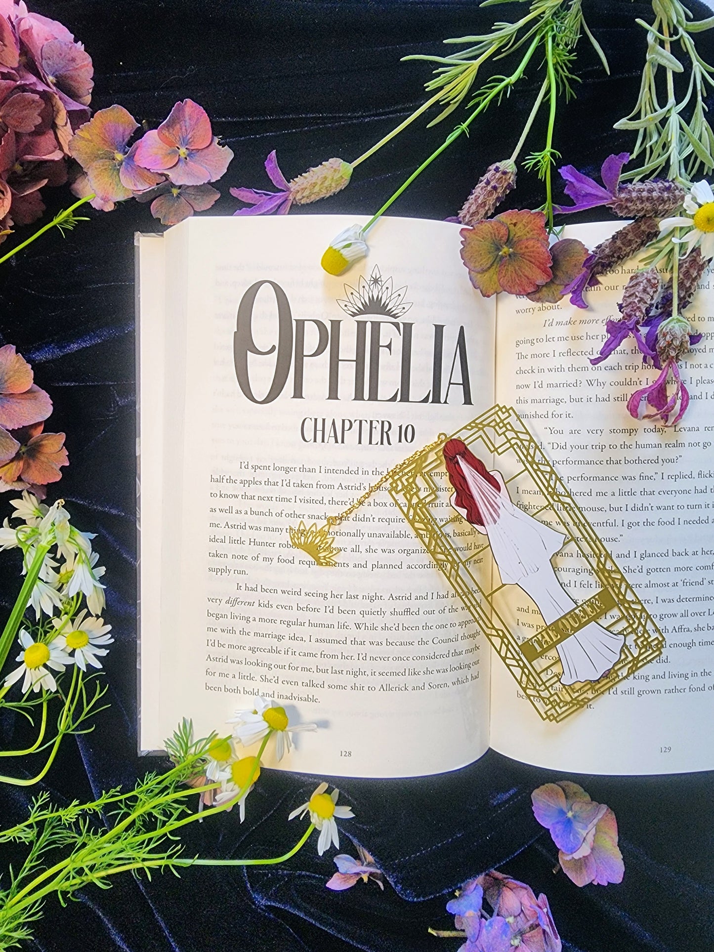 Luxuria Brass Bookmark - The Queen